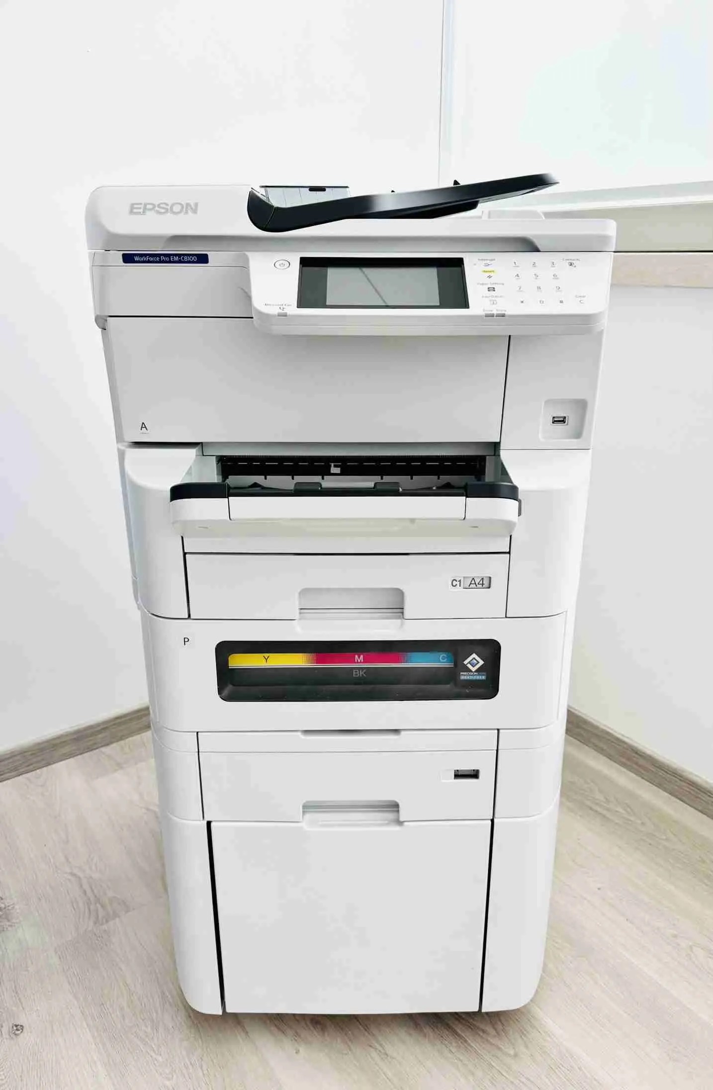 Stampante multifunzione A3 a colori Epson