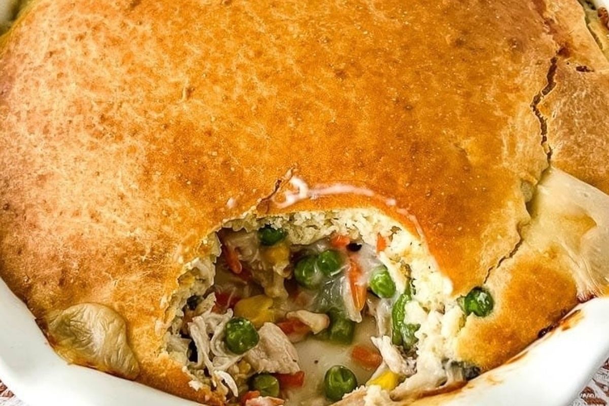A close up of a bisquick pot pie.