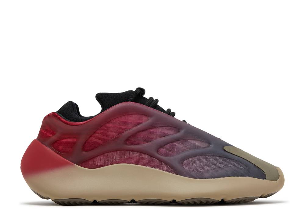 YZY 700 V3 'FADE CARBON'