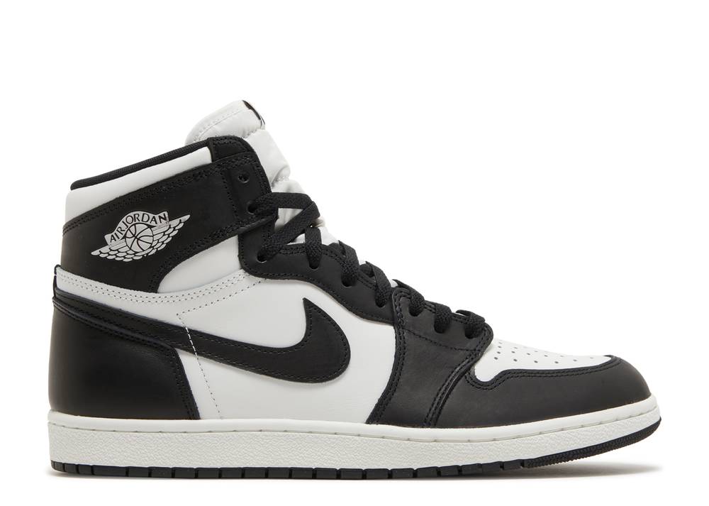 JORDAN RETRO 1 HIGH "BLACK WHITE"