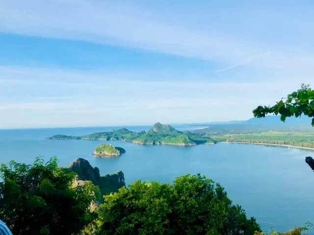 考轮模山攻略：2025年巴蜀府的登山与海景冒险