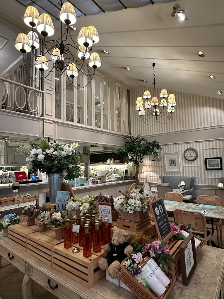 Audrey Café & Bistro：曼谷的复古法式浪漫与泰式融合美食