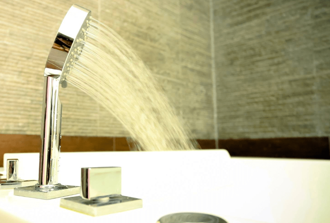 Addict Massage：曼谷Phrom Phong的空姐风初体验