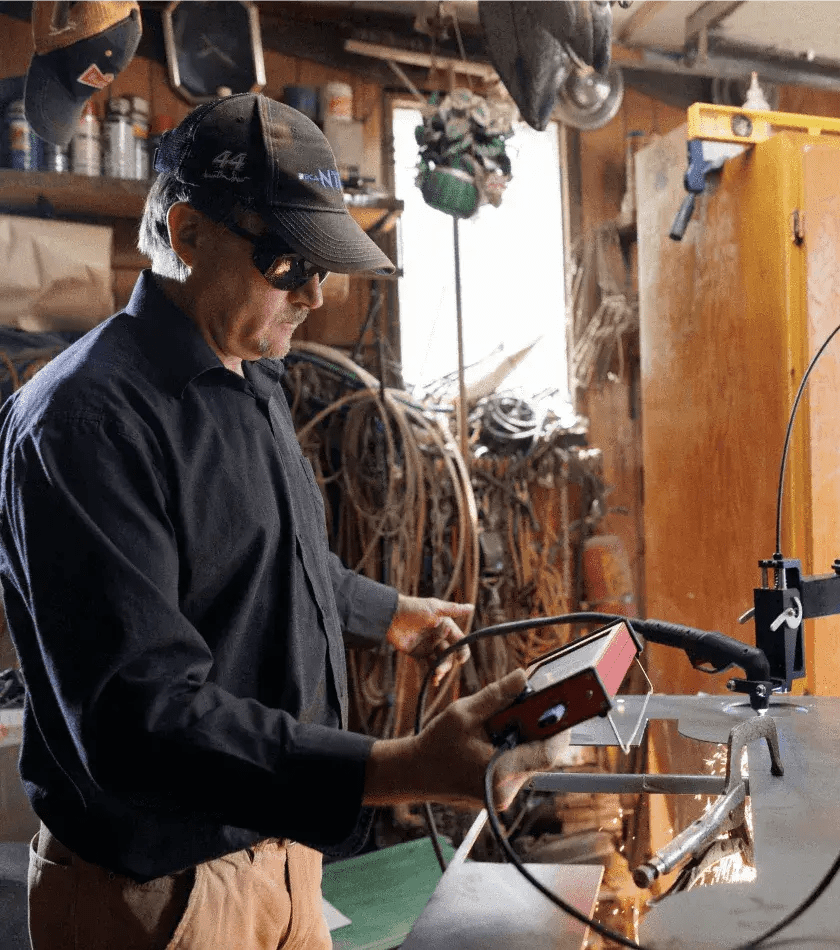 image showing what an arcdroid can be used on in a workshop