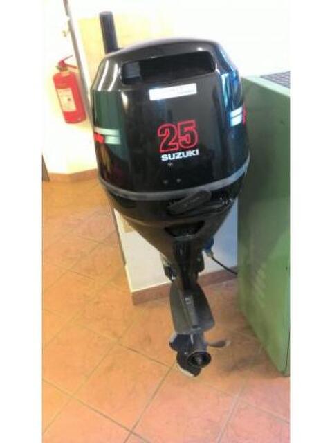 Avigliana - Barche - Motori - Xtutti.com - Motore Marino Fuoribordo - Torino Casa, Auto, Moto, Personali, Offerte Di Lavoro 480_x_640_jpg