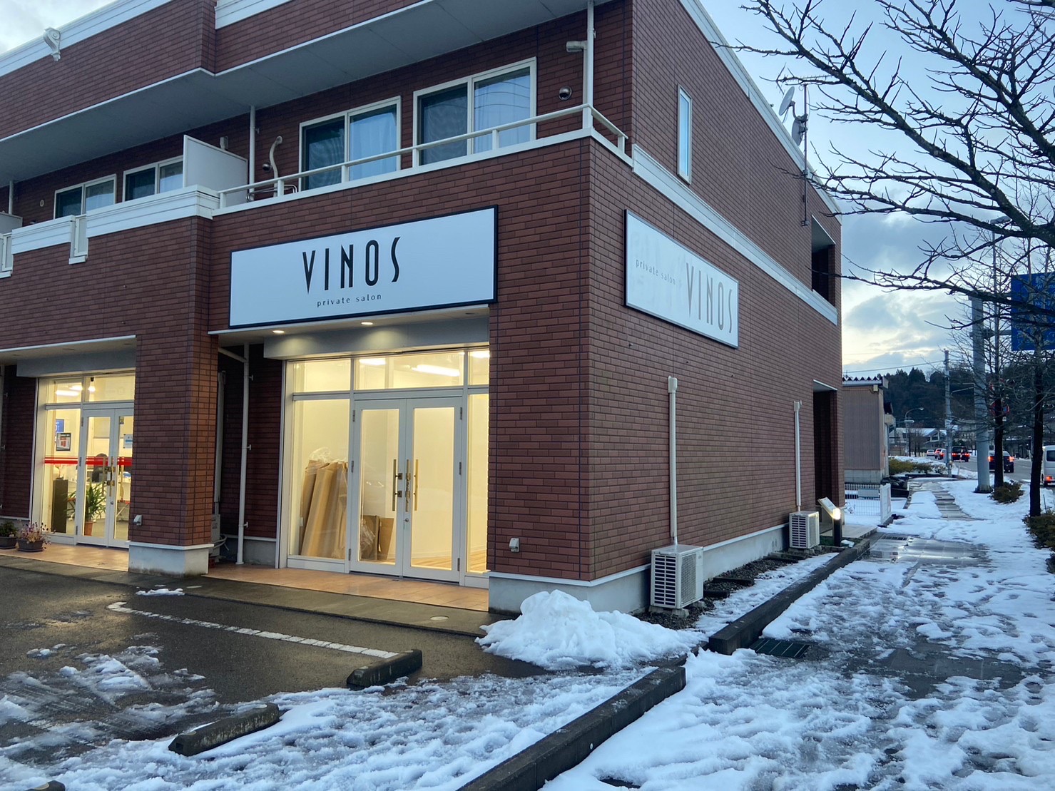 石川県の脱毛サロンの内装デザイン事例（株式会社 Y’s factory）