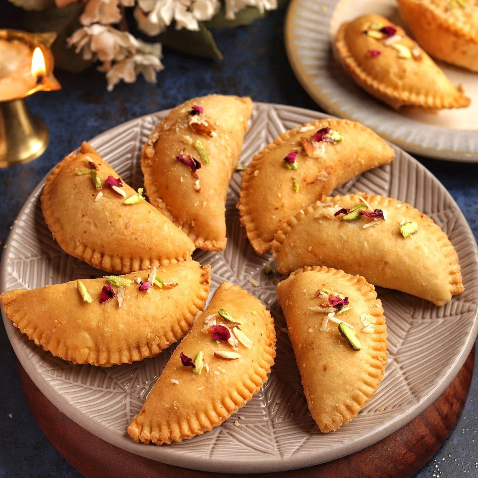 Holi 2024 Special: Gujiya Recipe