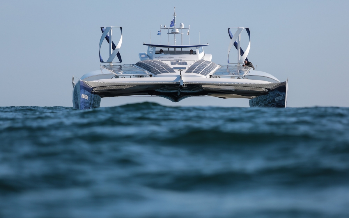 The World S First Hydrogen Boat Sails Into The Future With