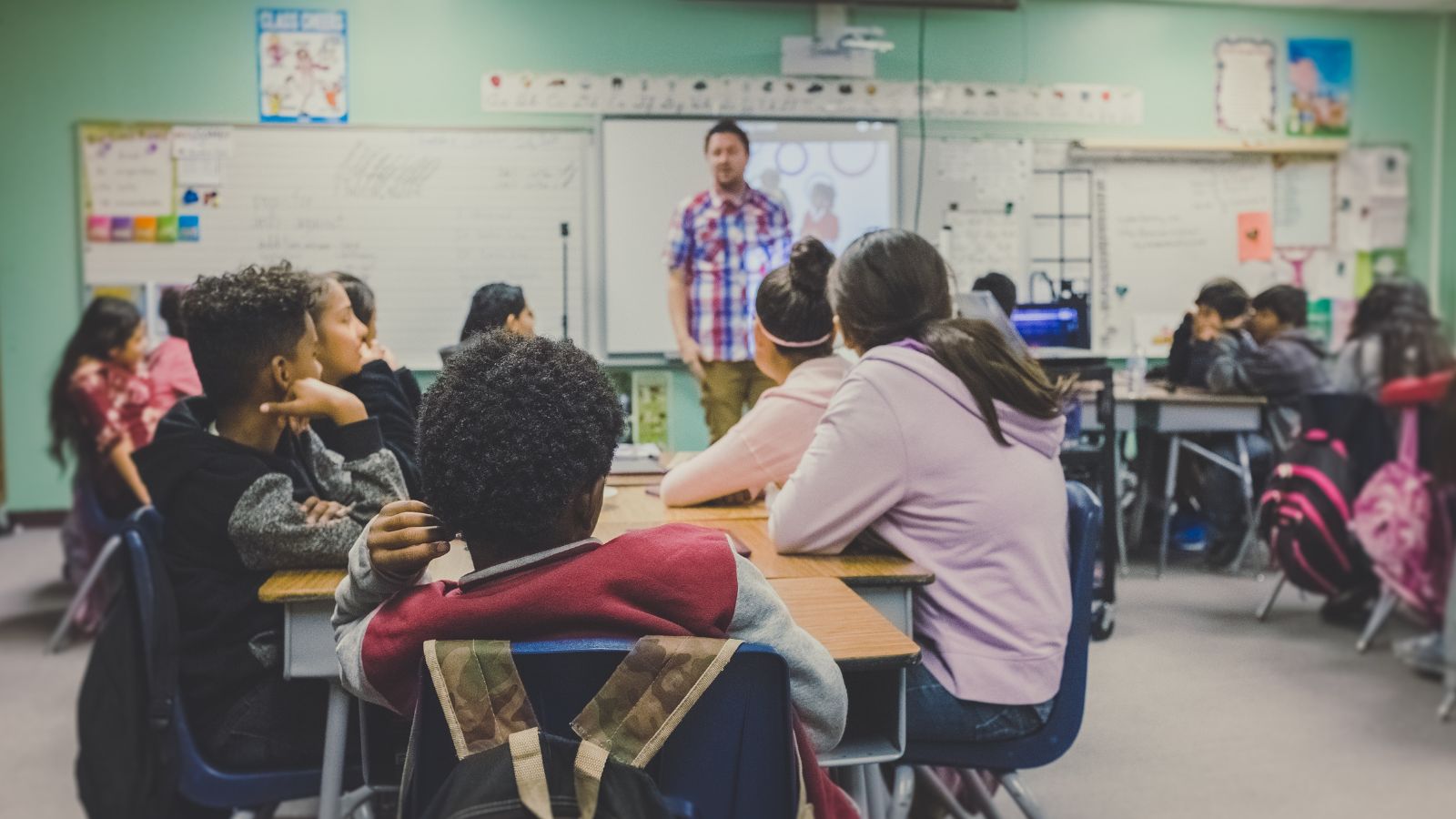 Philadelphia school adds air conditioning after community push » Yale Climate Connections
