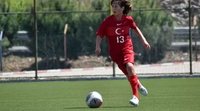 Galatasaray, 13 Yaşındaki Ömer Özyurt’u Kadrosuna Kattı