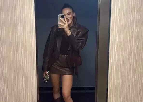 Zehra Güneş’in Asansör Pozu Sosyal Medyayı İkiye Böldü
