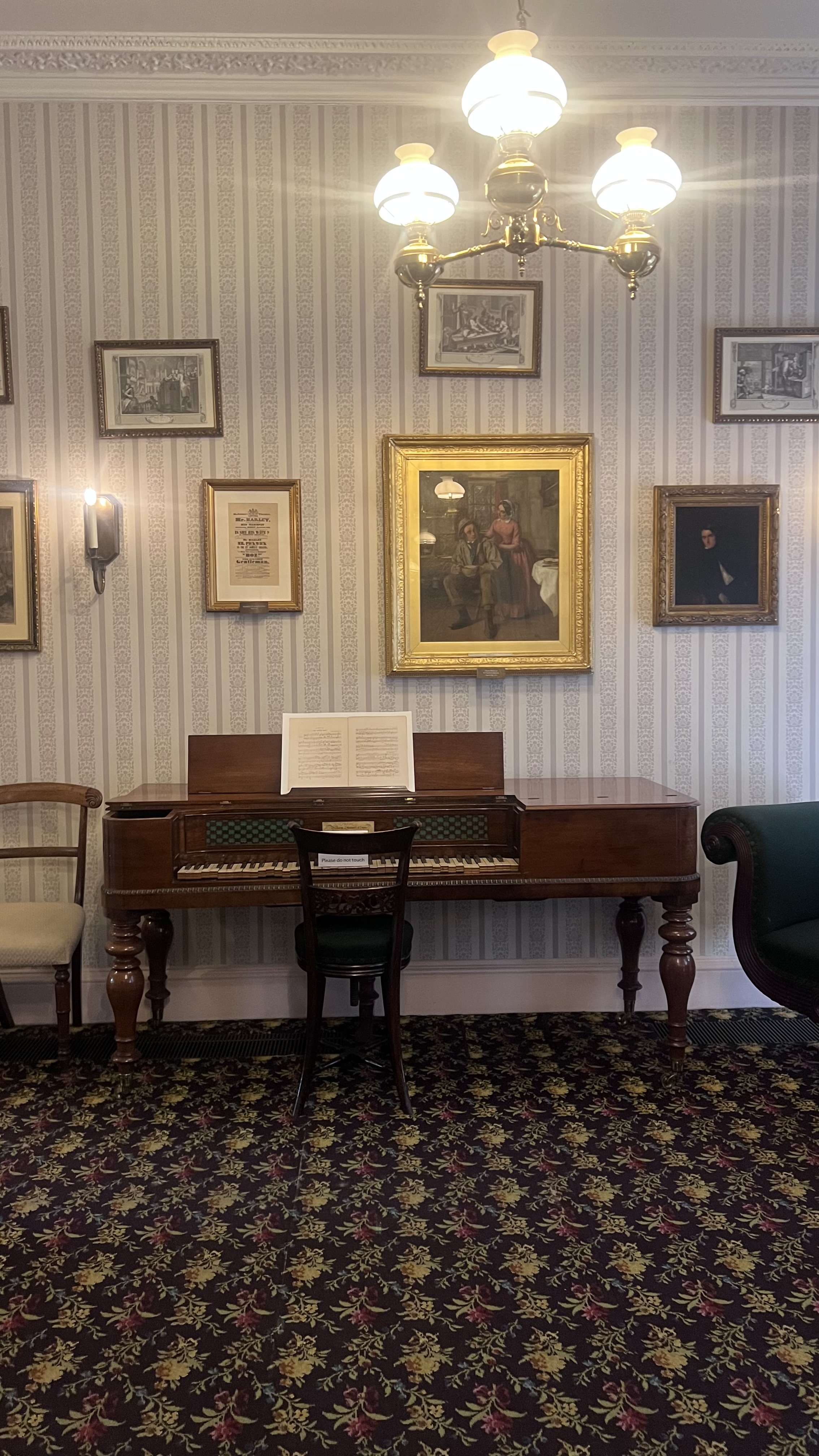 Solo Londra Gezisi: Charles Dickens Müzesi ve Yeni Keşifler