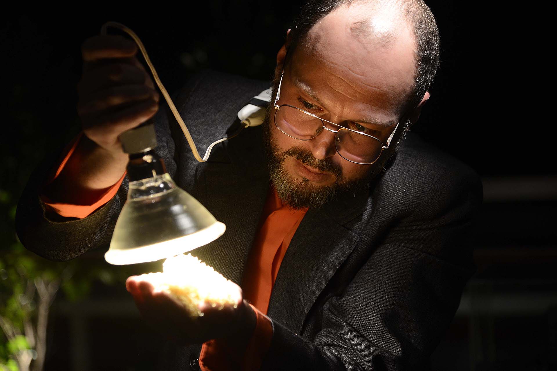 Fernando Ribeiro - Amálgama, 2016 - Performance - 60 minutos - Foto Gilson Camargo