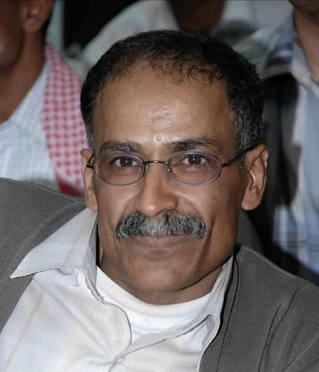 النبهاني يدعو للتضامن مع الكاتب طه العامري ويطالب سلطات صنعاء وعدن بتقديم العون اللازم