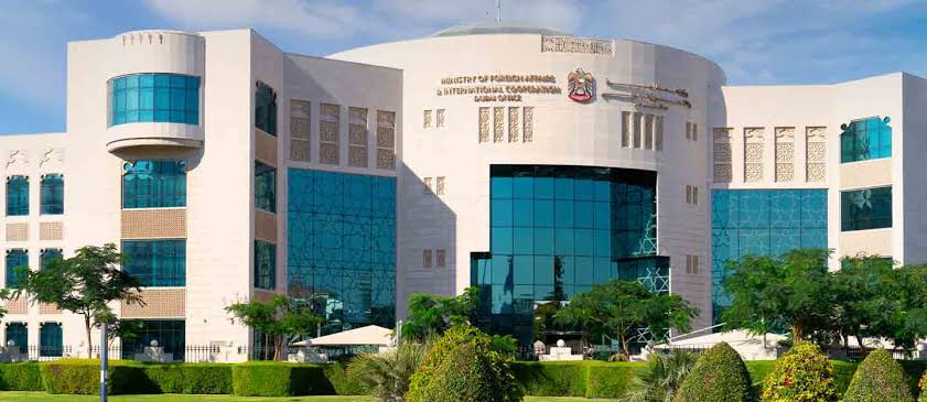 الخارجية الإماراتية توجه دعوة لليمنيين