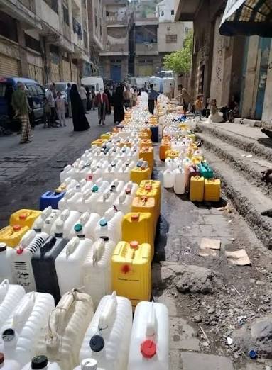 مدينة تعز تواجه عطش الصيف: الحرب تعطل 88 بئرا