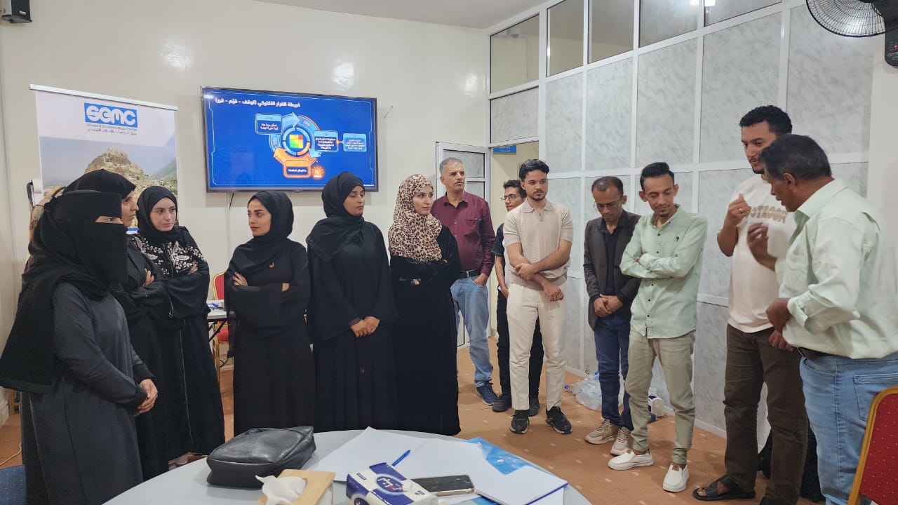 تعز.. اختتام دورة تدريبية حول السلامة المهنية للصحفيين