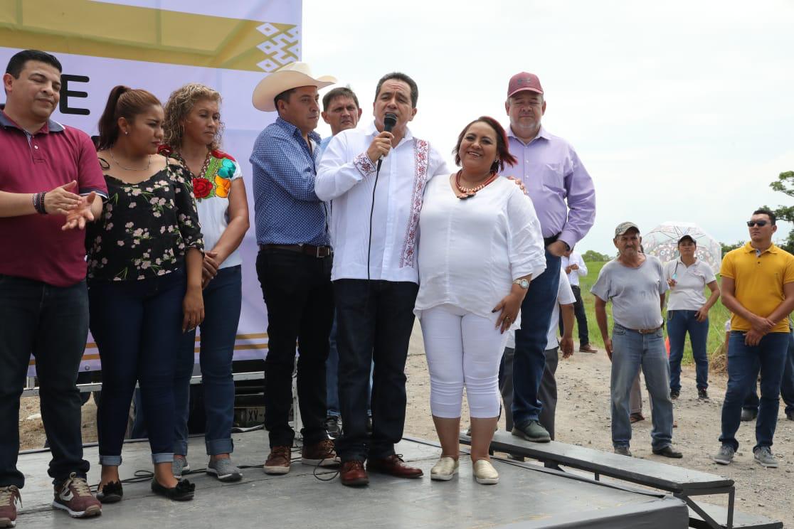 Mejores carreteras para detonar el desarrollo del Distrito local VII: diputada Adriana Esther Martínez