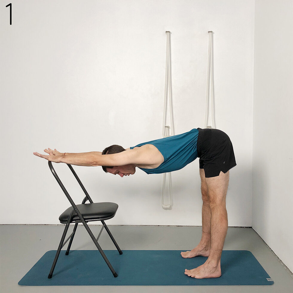 Yoga poses for office workers