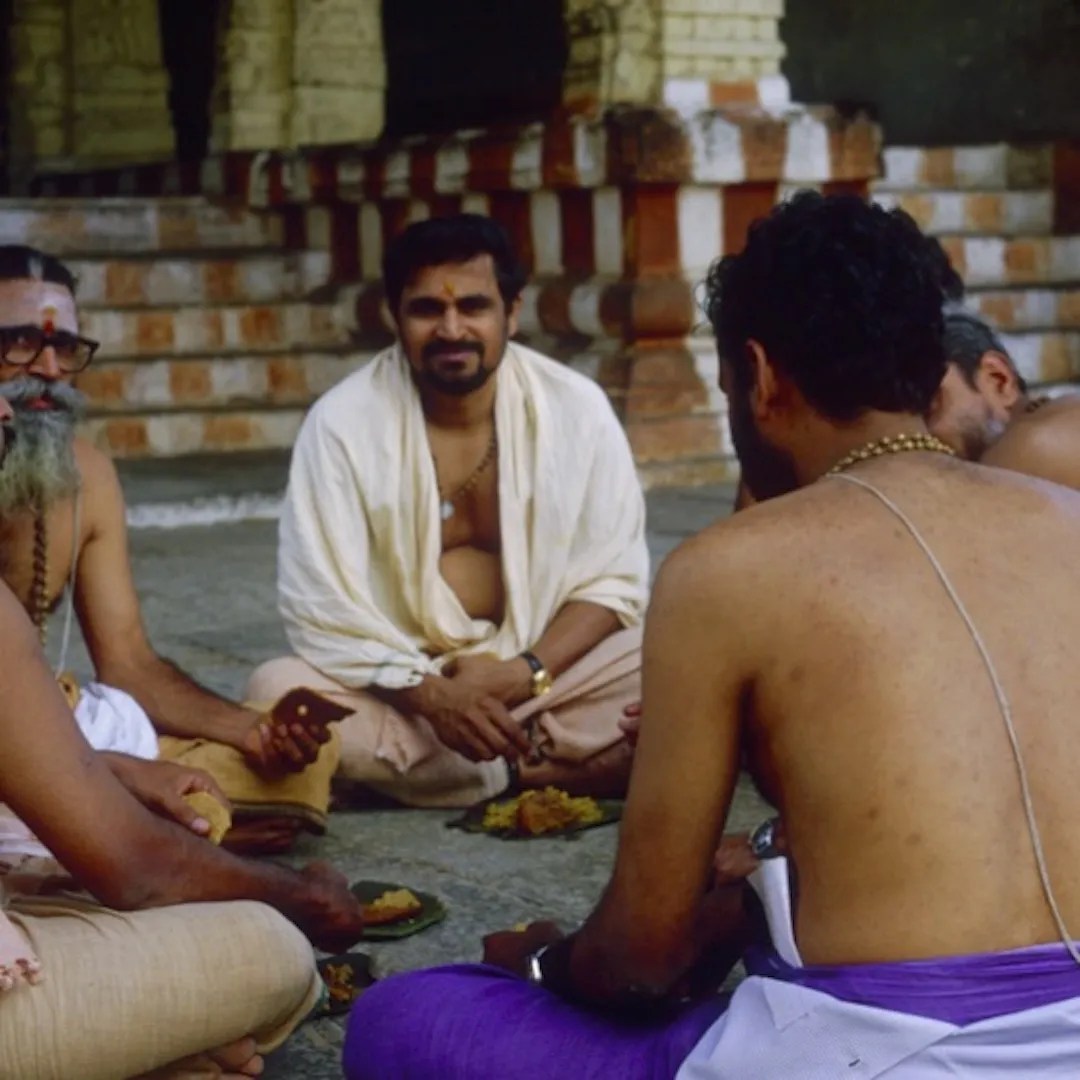 temple priests