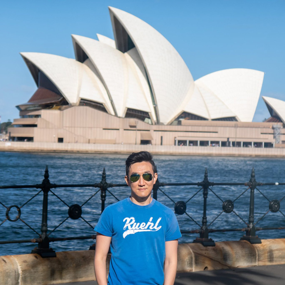 Yong Ih Kim, Graphic Designer, Web Designer