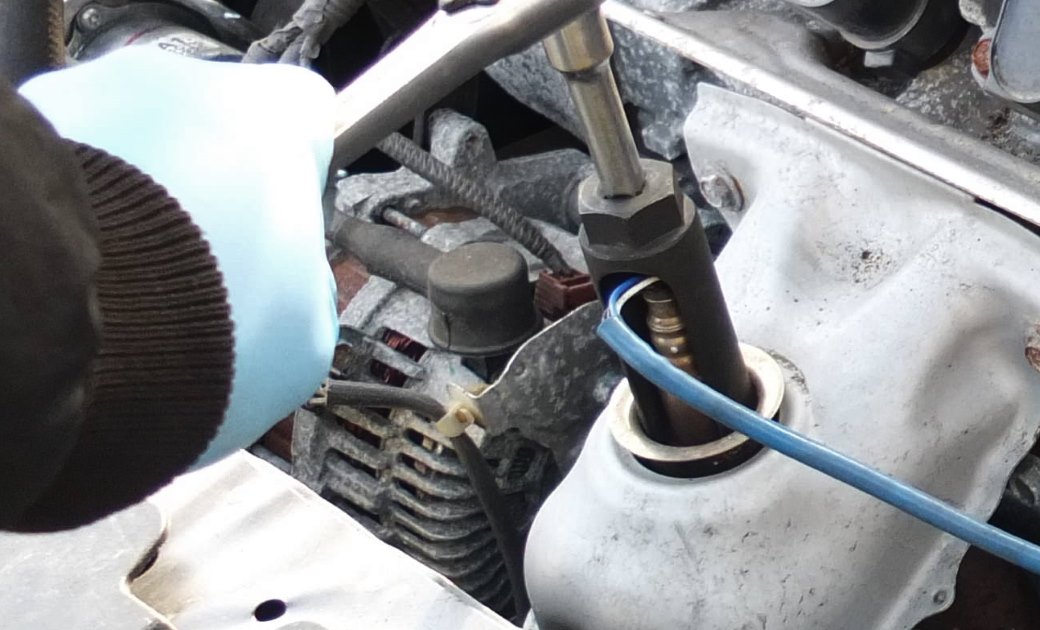 Replace acura oxygen sensor o2 sensor