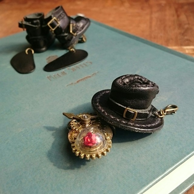 Sail？Sailing away！～謎の黒ずくめ編1