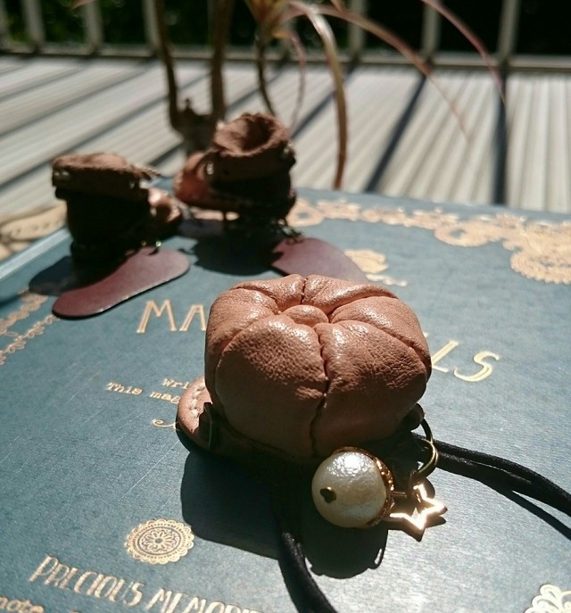 Sail？Sailing away！1