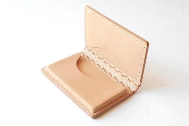 レザー蝶番の名刺入れ Natural 1