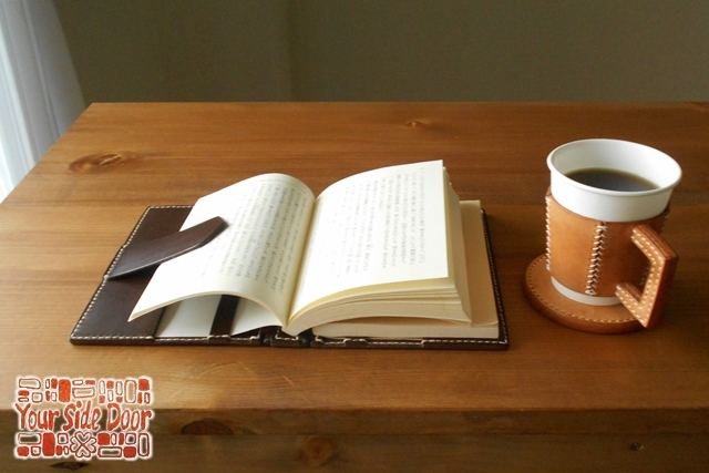蝶番のレザーブックカバー Brown 2