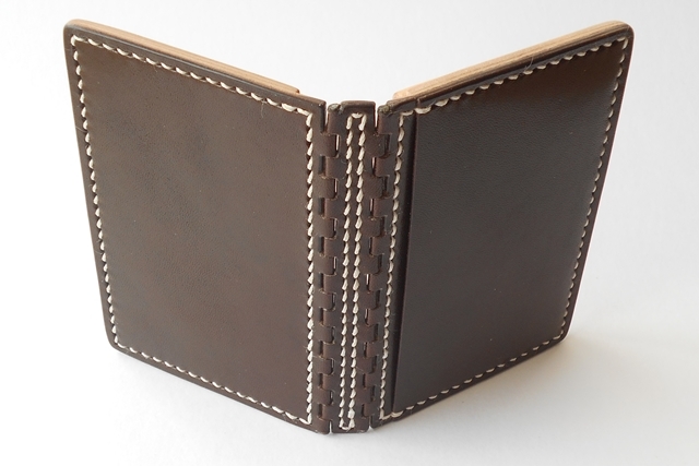 レザー蝶番の名刺入れ Brown × Natural 3