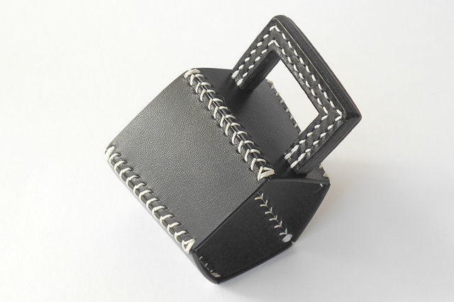 五角のレザーカップスリーブ Black 3