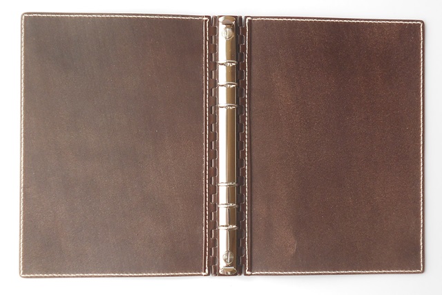 A5 レザー蝶番のシステム手帳 Brown 4