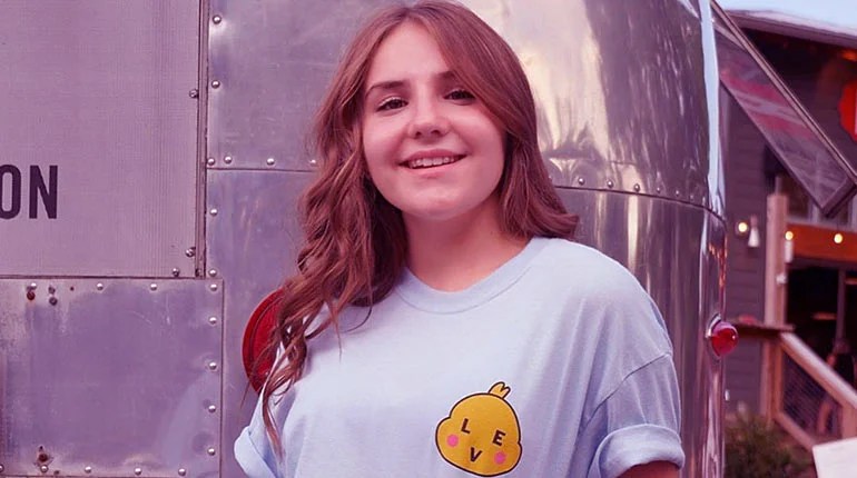 Grab your limited edition liper merch merchandise before the campaign closes. Piper Rockelle Is Dating A New Boyfriend In 2022 Youtuberfacts