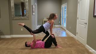 Couples yoga challenge!!!! // Maria Lopez // Maddie Ziegler
