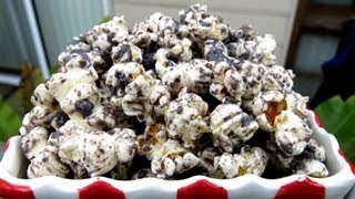 COOKIES & CREAM POPCORN