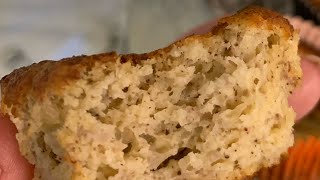 Bolo de banana LOW CARB!!! Salvou minha dieta! Poucos ingredientes, muito f&aacute;cil e r&aacute;pido!