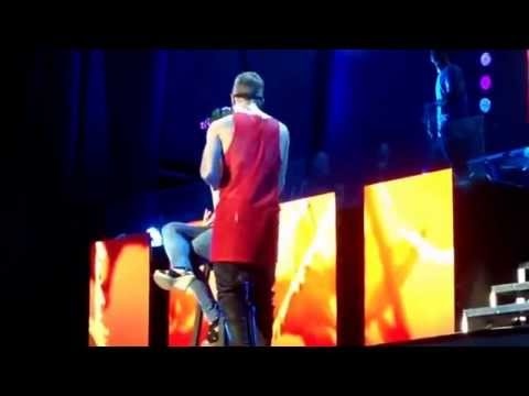 Justin Bieber - One less lonely girl PARAGUAY Believe Tour