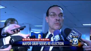 Mayor Vincent Gray files for re-election