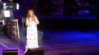 &ldquo;Old Landmark&rdquo; Aretha Franklin@Lyric Opera House Baltimore 11/13/14