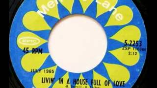 Living in a House Full of Love - David Houston