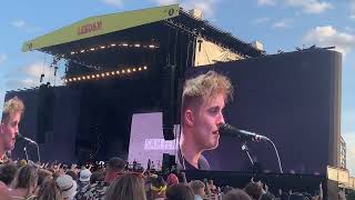Sam Fender live at Leeds Festival 2020