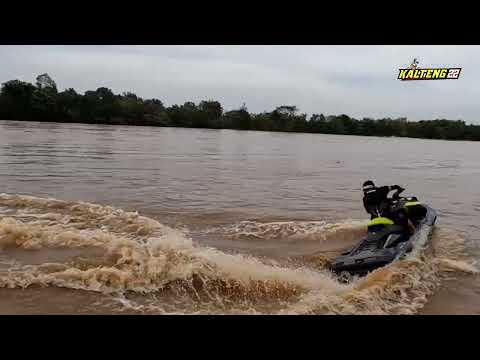 Keseruan main jetski di Sungai kahayan | Kalteng22 team