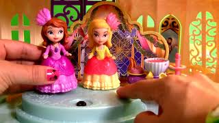 Sofia the First Masquerade Dress Up Party with Princess Amber in Sofia's Magical Talking Castle 2015