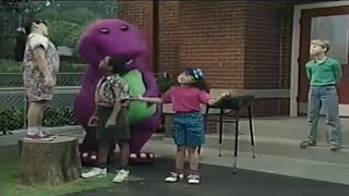 Barney Song : Does Your Chewing Gum Loose It's Flavor? (A Splash Party, Please)