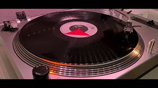 FOREIGNER - "JUKE BOX HERO" - HQ AUDIO - REMASTERED / 4K VIDEO