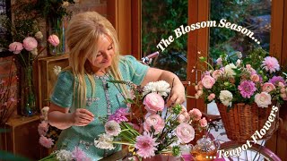 The Blossom Season Teapot Flowers • Spring Floristry Tutorial #SustainableFloristry #Hanami #Sakura