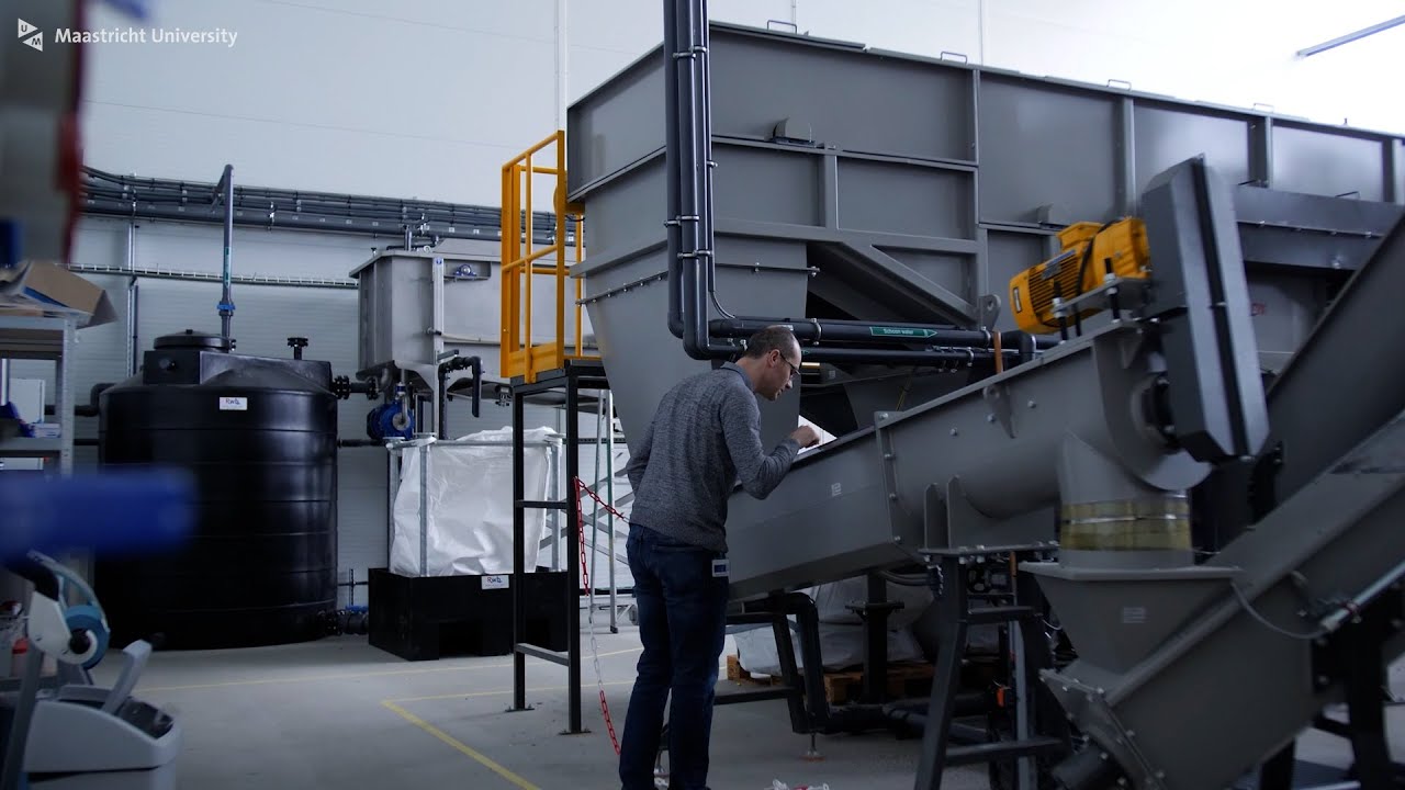 Facilities Synthetic Polymers - Best Gradient Images in 8K