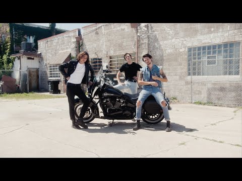 Capital Soiree - Pop Band (Official Music Video)