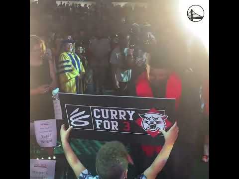 Davidson Put On A Special Graduation Ceremony For Stephen Curry